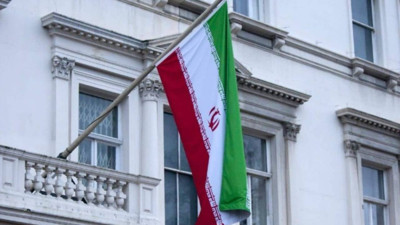 İngiltere, Tahran Büyükelçiliğini kapattı