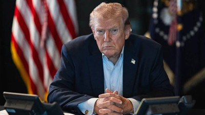 Trump: İran'ı bugün çok sert vuracağız