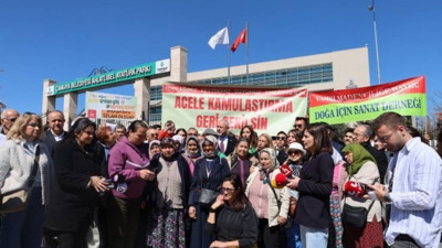 İkizköy sakinleri acele kamulaştırmaya karşı AYM önünde eylemde