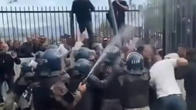 Kıbrıs'ta eylemler sürüyor: Meclis’e giren işçilere müdahale