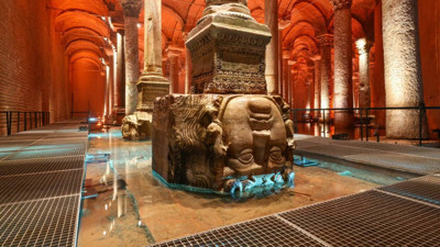 Belediye taşınmazlarının vakıflara devri; CHP AYM'ye başvurdu