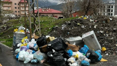 Çöp toplamayan kayyım hakkında suç duyurusu