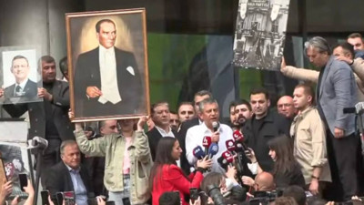 Özgür Özel: Baba ocağını geri almak üzere çıkıyoruz