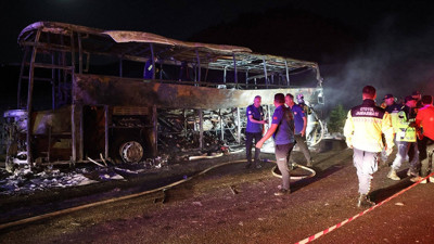 Denizli'de kaza: 1’i bebek 8 kişi öldü, 33 kişi yaralandı