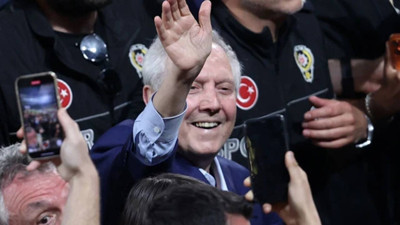 Aziz Yıldırım yeniden Fenerbahçe Başkanı seçildi... Hakan Safi: 'Fenerbahçe eskiyle yaşamayı seviyor'