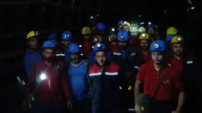 Ücretlerini alamayan madenciler yeraltında açlık grevine başladı