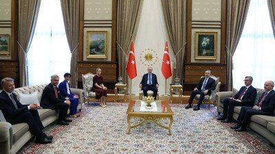 Erdoğan, üst düzey AB heyetini kabul etti