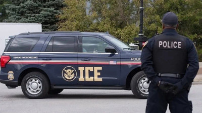 ABD'de ICE polisi bir kişiyi daha silahla vurarak öldürdü