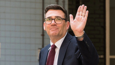 İngiltere'nin yeni başbakanı Andy Burnham oldu
