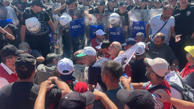 Ankara'ya yürüyen Doruk madencilik işçilere polis müdahalesi: Çok sayıda gözaltı