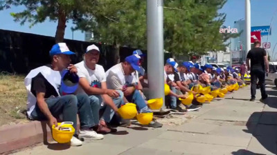 Doruk Madencilik işçileri Yıldızlar Holding önünde eylemde