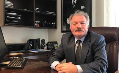 Pandemi ve kuraklıkla mücadele eden çiftçi isyan etti: Kendi çiftçisini öldürüp ithalat yapıyorlar - Resim : 1