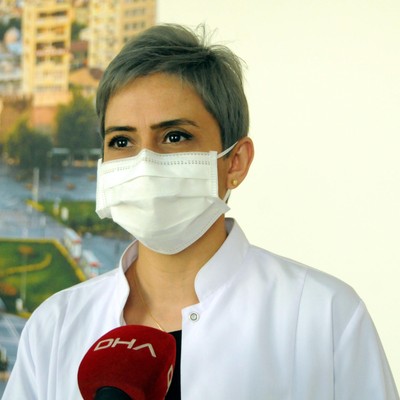 Mikrobiyoloji uzmanı doktor: Ev oturmaları ve çay partilerinden kaçının - Resim : 1