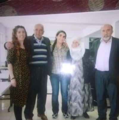 23 yaşında girdiği cezaevinden 25 yıl sonra çıktı - Resim : 1