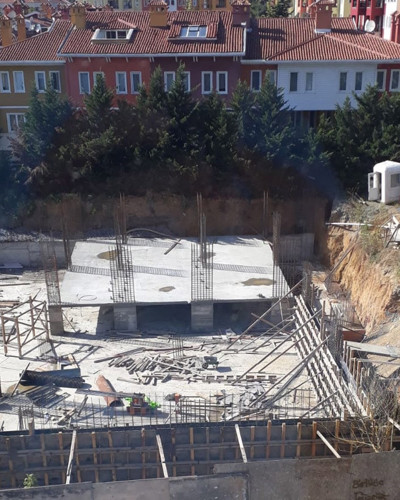 Ders almıyorlar: AKP’li belediye, İSKİ'nin taşkın uyarısına rağmen dere yatağına cami yapıyor - Resim : 1