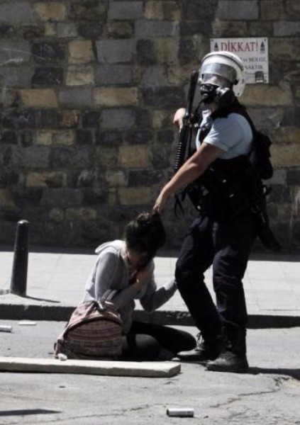 Fotoğraflarla Gezi Parkı Direnişi - Resim: 13