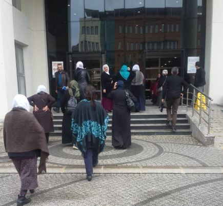 Nöbet eylemleri engellenen aileler vali yardımcısıyla görüştü - Resim : 1