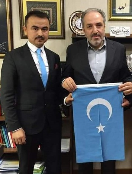 'Sahte Cumhurbaşkanı'nın birçok siyasetçiyle fotoğraf çektirdiği ortaya çıktı - Resim : 11
