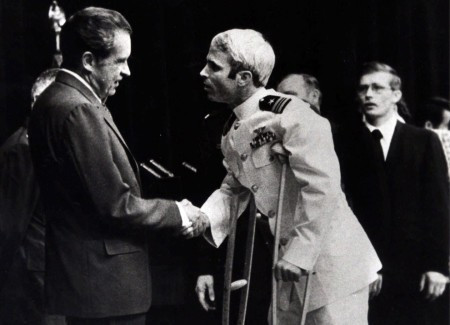 Vietnam'dan başkanlık yarışına: John McCain kimdir? - Resim : 2
