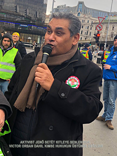 Orban'ın ırkçı 'Milli Danışma'sına karşı Budapeşte'de kitlesel gösteri - Resim : 1