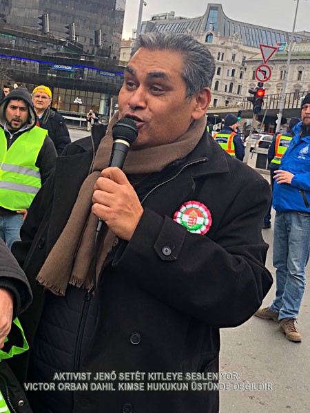 Orban'ın ırkçı 'Milli Danışma'sına karşı Budapeşte'de kitlesel gösteri - Resim : 1