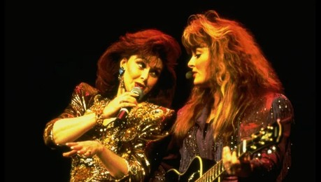 Bir döneme damgasını vuran müzisyen Naomi Judd yaşamını yitirdi - Resim : 1