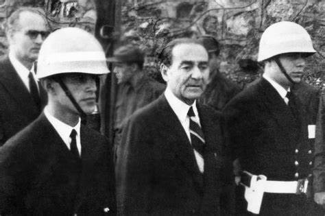 12 Eylül sonrası kur-işlet-devlet partileri ve AKP... - Resim : 1