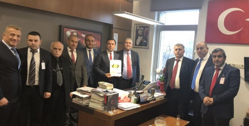 'Sarı öfke patlamak üzere. Taksiciler eve ekmek götüremiyor' - Resim : 1