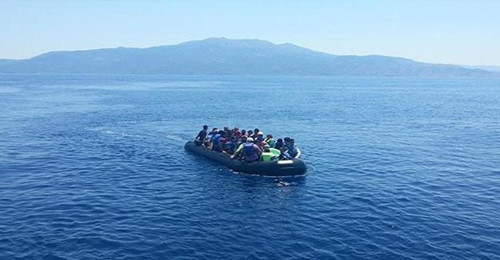 'Türkiye mülteciler için yarı açık cezaevi' - Resim : 1