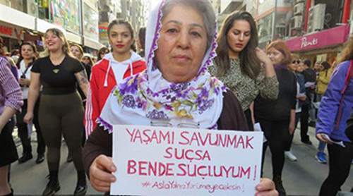 İzmir’de yüzlerce kadından Las Tesis protestosu - Resim : 2