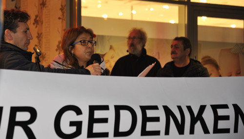 Irkçılık kurbanı Ramazan Avcı, Almanya'da adını taşıyan meydanda anıldı - Resim : 2