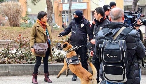 'Türkiye bilim insanı hicretine sebep oldu' - Resim : 2