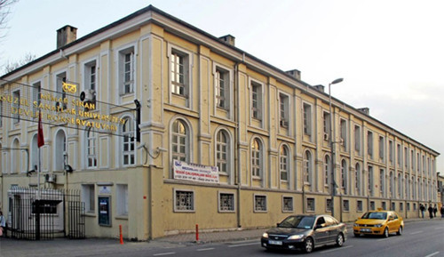 'Sakıncalı' bulunan konservatuvar kapatılıyor - Resim : 1