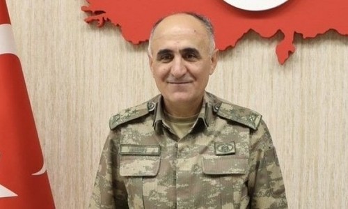 Tatvan'da helikopter düştü: Aralarında Korgeneral Osman Erbaş'ın da olduğu 11 asker yaşamını yitirdi - Resim : 1