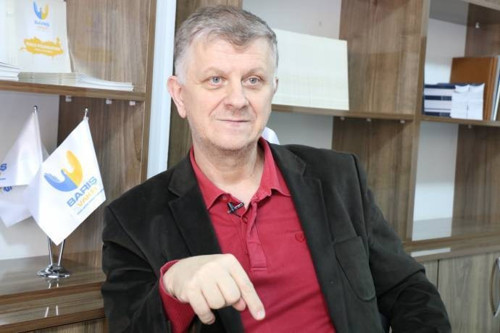 'Bayrağı sopaya dönüştürdüğünüz an, toplumu yönetemezsiniz' - Resim : 1