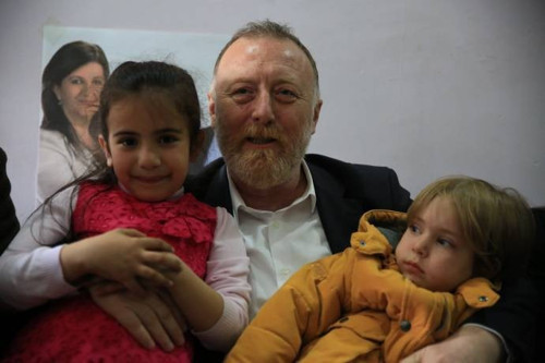 Temelli kayyımlar için halka sordu: Süpürgeler hazır mı? - Resim : 1