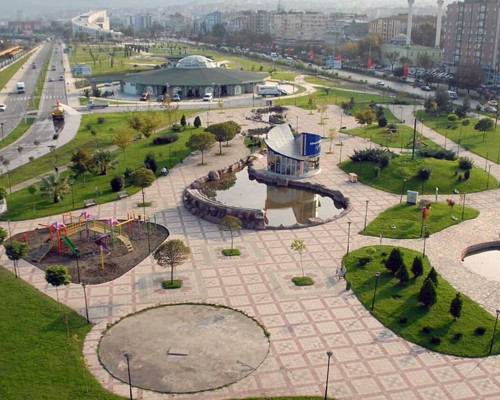 AKP'li belediyenin parkı yıkarak yaptığı binaya mahkemeden oy birliğiyle durdurma: Hukuka aykırı - Resim : 1