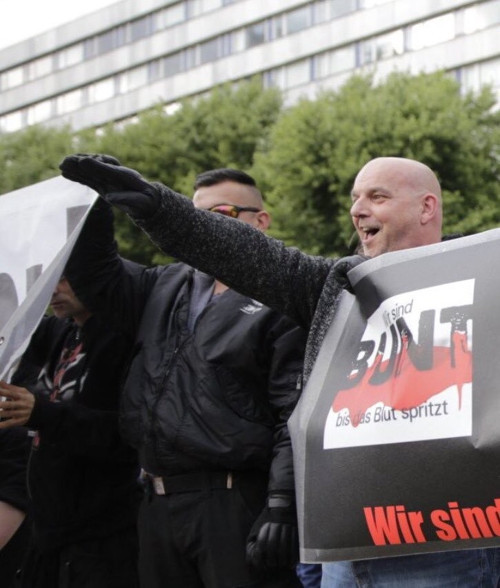 Almanya'nın Chemnitz kentinde ırkçı gösteriler sürüyor - Resim : 3