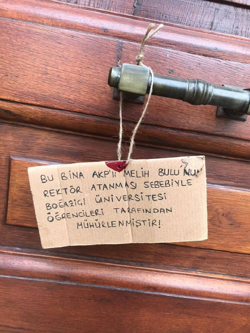 Polis müdahalesine uğrayan Boğaziçi öğrencileri: Kayyımlar gidene kadar direnişe devam edeceğiz - Resim : 1