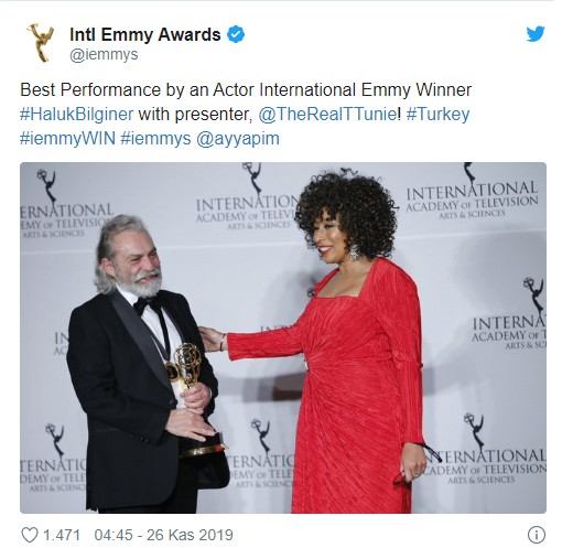 Haluk Bilginer, Emmy Ödülleri'nde 'en iyi erkek oyuncu' seçildi - Resim : 1