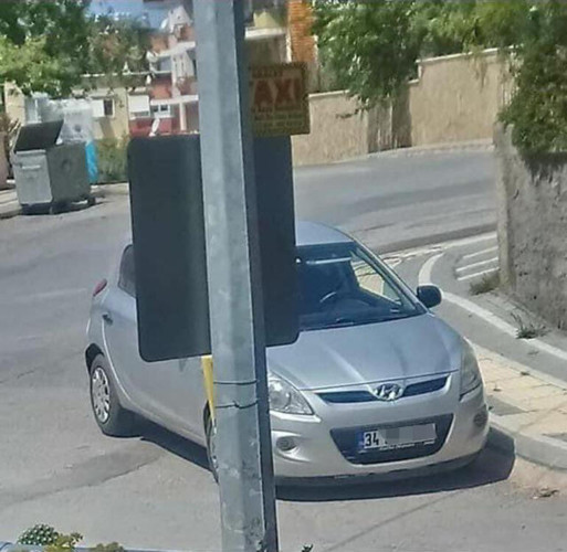 'Kaçırıldı' diyen anne, kızını kendisi alıkoymuş - Resim : 1