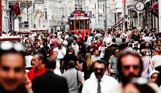 Ekonomik krizin etkileri yılın tamamında hissedildi - Resim : 2