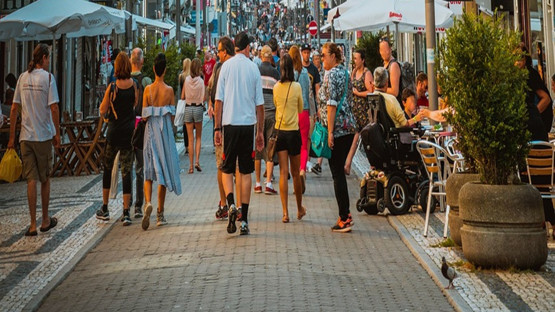 Doğuştan zengin olmaya en yakın 4 burç! Şans adeta peşlerini bırakmıyor