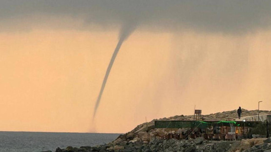 Hatay Samandağ’da denizde hortum oluştu