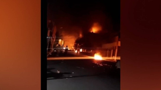 Kirmanşah'ta kent sarayı ateşe verildi