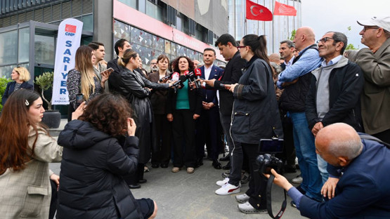 DEM Parti’den CHP İstanbul İl Başkanlığı’na dayanışma ziyareti