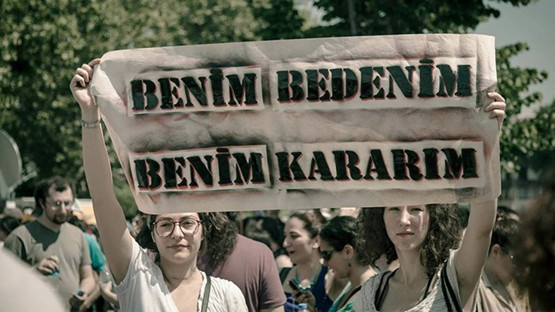 100'den fazla doktora 'sezaryen' cezası