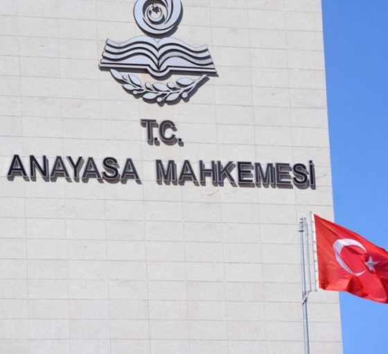 AYM, Öcalan'a yazılan mektubun engellenmesini 'ihlal' saydı