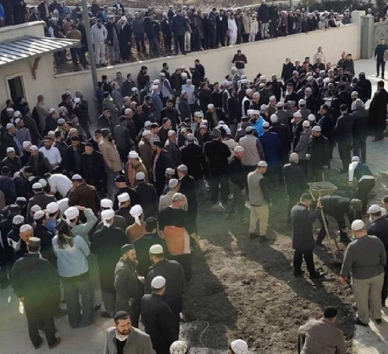 Menzil Cemaati'nde miras kavgası sokaklara taştı