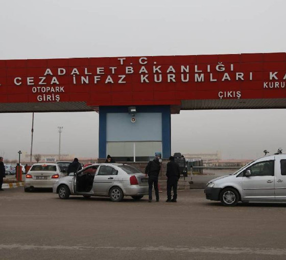 6 mahpusa 'tel kesme' cezası: 1 yıl 6 ay